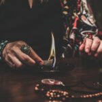 Guia de Simpatias e Magias Rápidas Com Velas